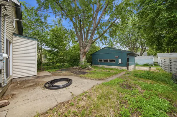 5340 Emerson AVE N, Brooklyn Center, MN 55430