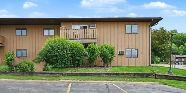 125 Kingswood DR #1D, Red Wing, MN 55066