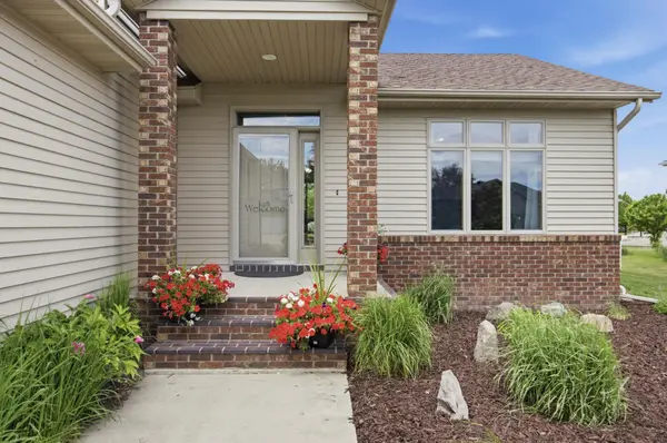 1516 3rd ST E, West Fargo, ND 58078