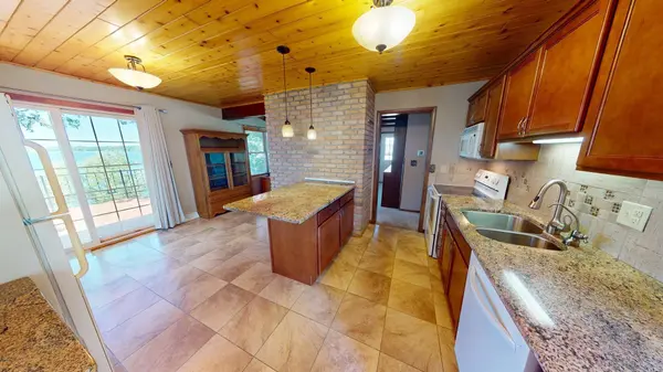 3776 N Eagle RD, Willmar, MN 56201