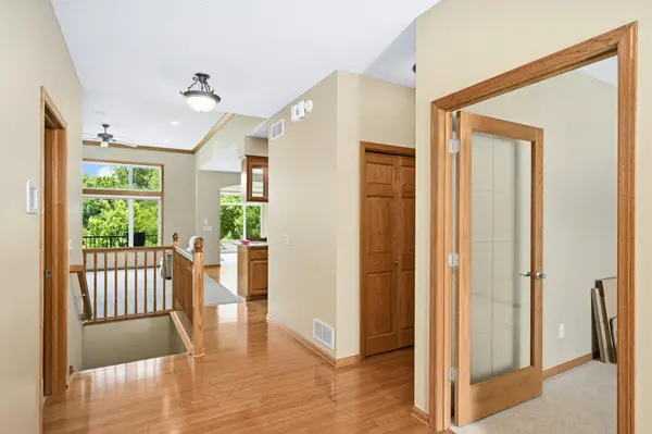 14252 Enclave CT NW, Prior Lake, MN 55372