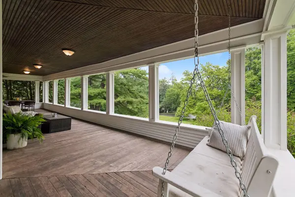 5940 Galpin Lake RD, Shorewood, MN 55331