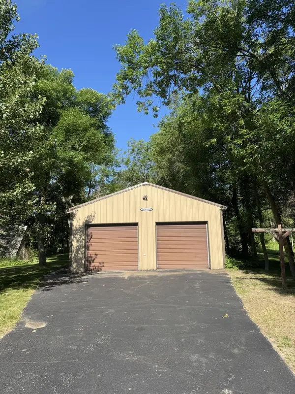 1402 N Mckay AVE NE, Alexandria, MN 56308