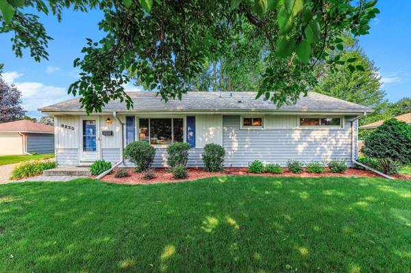 9230 Clinton AVE S, Bloomington, MN 55420