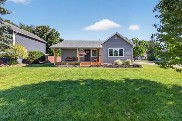 107 2nd ST NE, Kasson, MN 55944