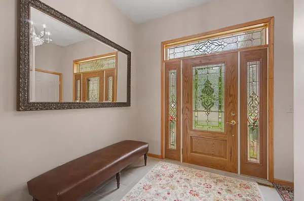 18674 Queen CIR NW, Elk River, MN 55330