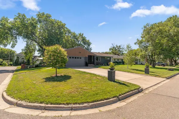 4544 Perry AVE N, Robbinsdale, MN 55422