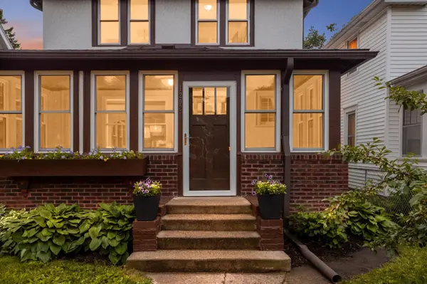 1202 Thomas AVE, Saint Paul, MN 55104
