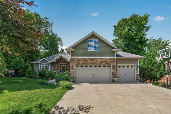 406 Rambling Creek CIR SE, Saint Michael, MN 55376
