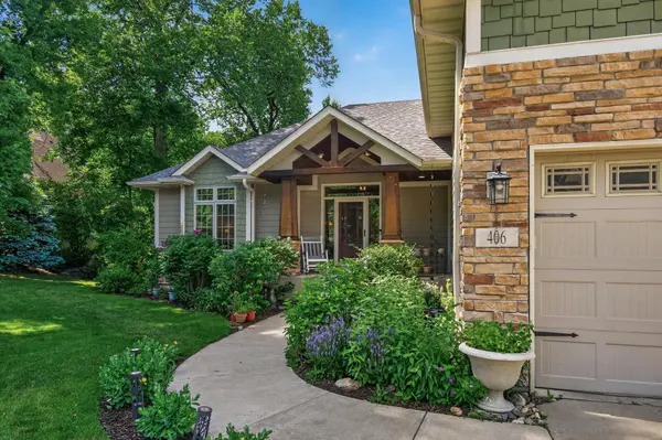 406 Rambling Creek CIR SE, Saint Michael, MN 55376