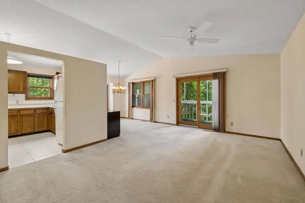 5317 Highpointe TER, Bloomington, MN 55437
