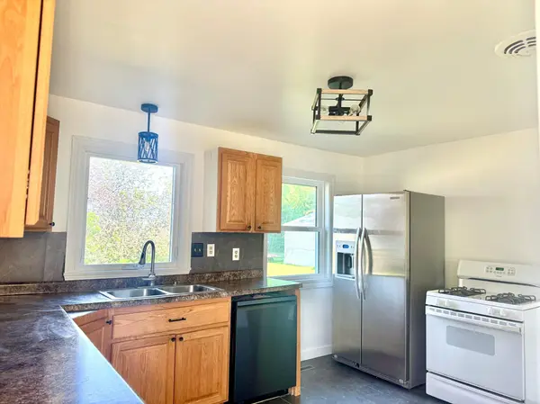 723 3rd ST SE, Barnesville, MN 56514