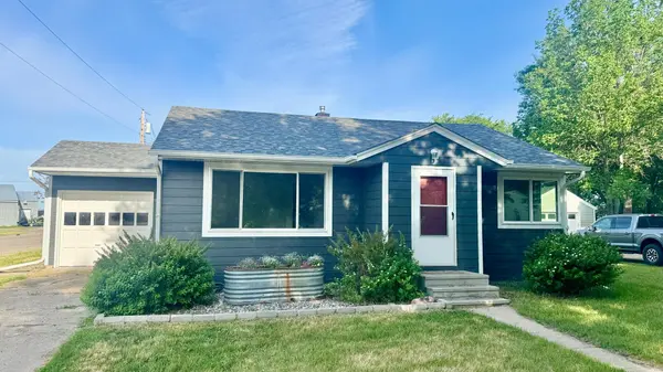 723 3rd ST SE, Barnesville, MN 56514