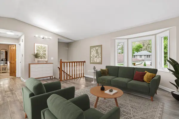 7170 Grangeview N, Centerville, MN 55038