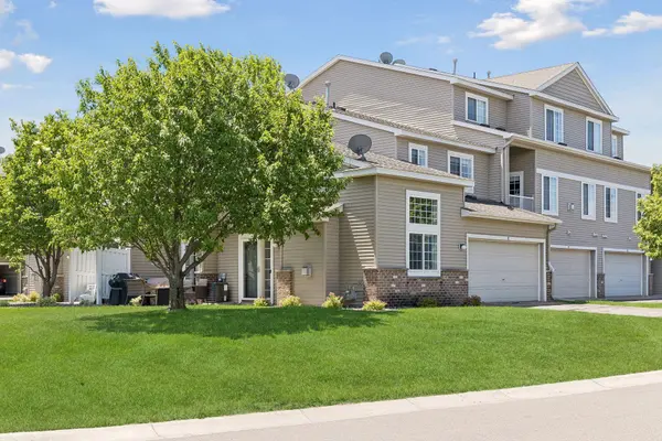 5035 Garland LN N #5035E, Plymouth, MN 55446