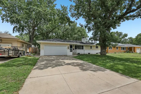 5518 Regent AVE N, Crystal, MN 55429