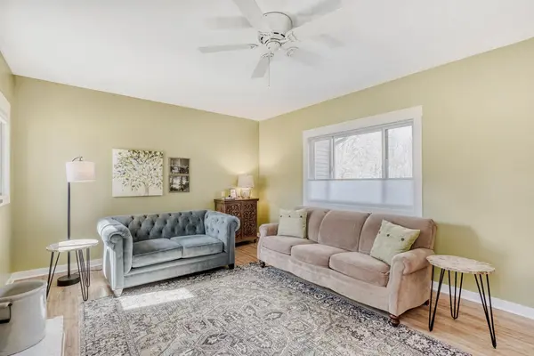6220 Sandpiper CT, Edina, MN 55436