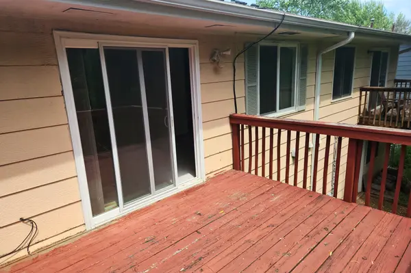 1504 Roundhouse CIR, Shakopee, MN 55379