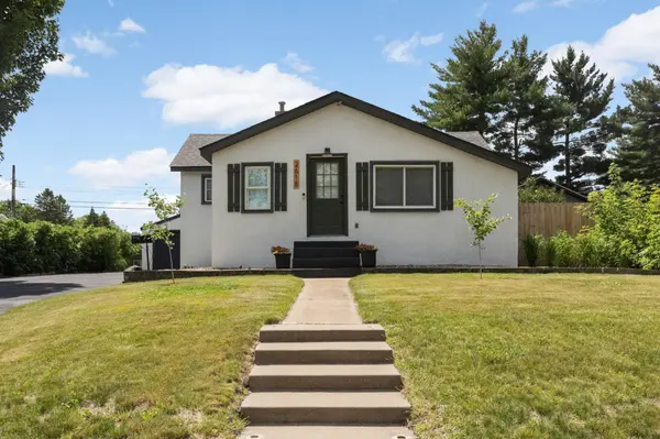 2618 South AVE E, North Saint Paul, MN 55109