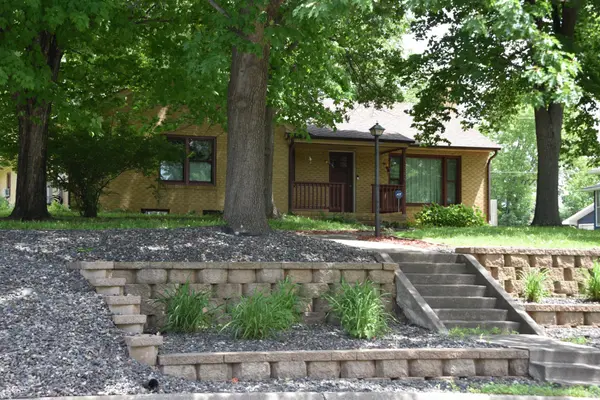 335 2nd AVE SW, Milaca, MN 56353