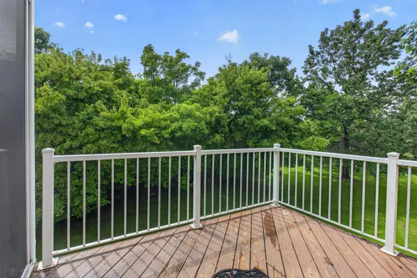 8432 W 100th ST, Bloomington, MN 55438