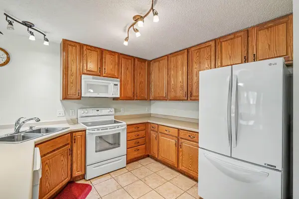 8714 E River RD NW, Coon Rapids, MN 55433