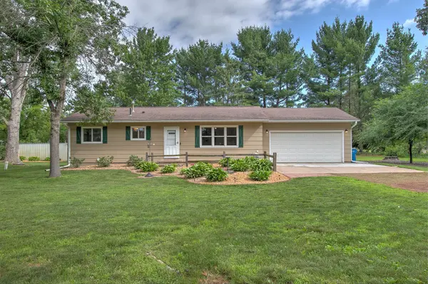9793 301st AVE NE, North Branch, MN 55056