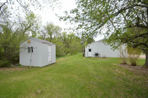 35 Evergreen St, Esmond, ND 58332