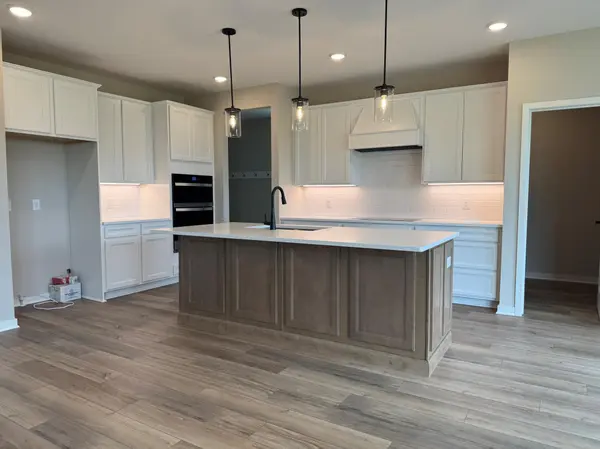 6154 Goodwin AVE S, Cottage Grove, MN 55016