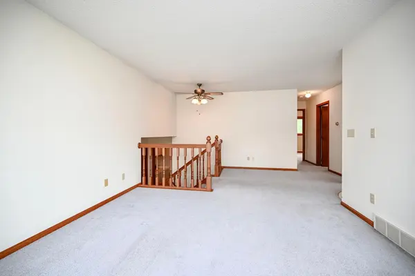 205 Benson DR, Lewiston, MN 55952