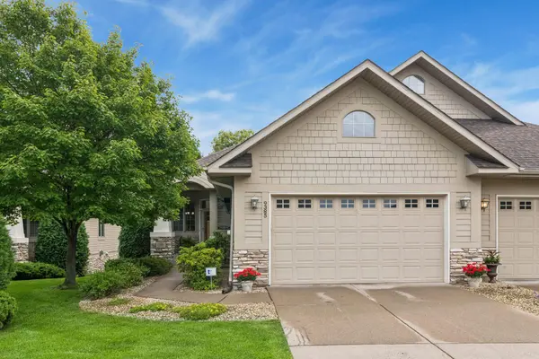 9385 Libby LN, Eden Prairie, MN 55347