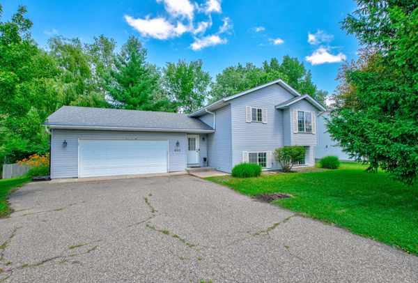 935 2nd AVE SW, Forest Lake, MN 55025