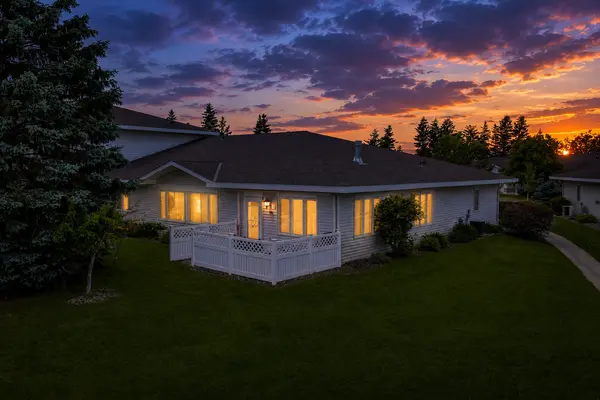 3114 Maple Leaf CT NW, Bemidji, MN 56601