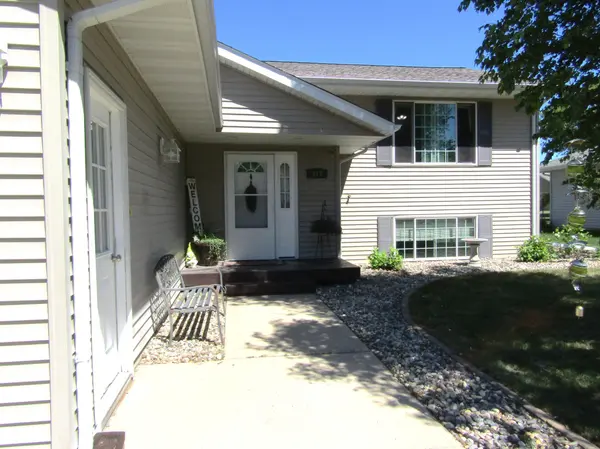 217 London RD, Marshall, MN 56258