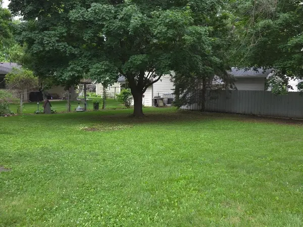 5627 Lannon AVE NE, Albertville, MN 55301