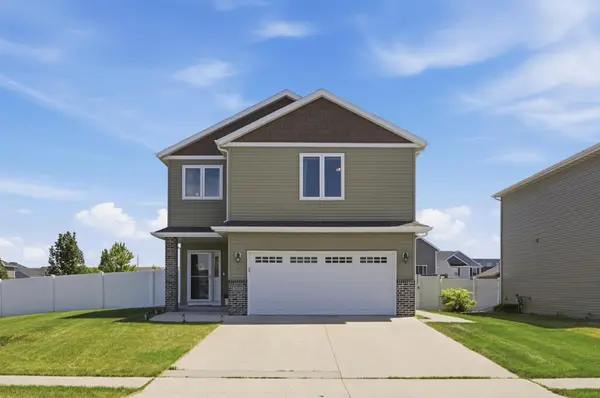 3101 6th ST E, West Fargo, ND 58078