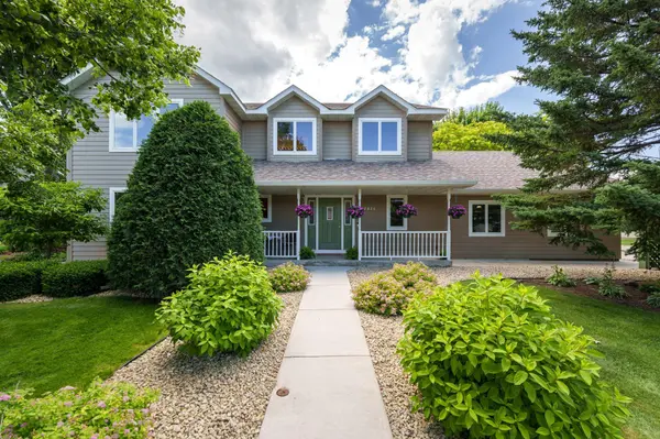 2026 Sibley View CT, Northfield, MN 55057