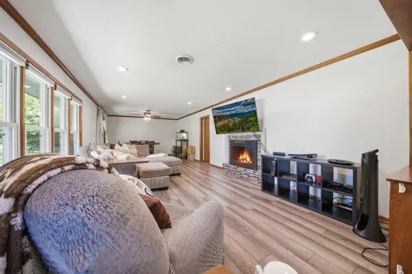 208 Snow RDG, Le Sueur, MN 56058