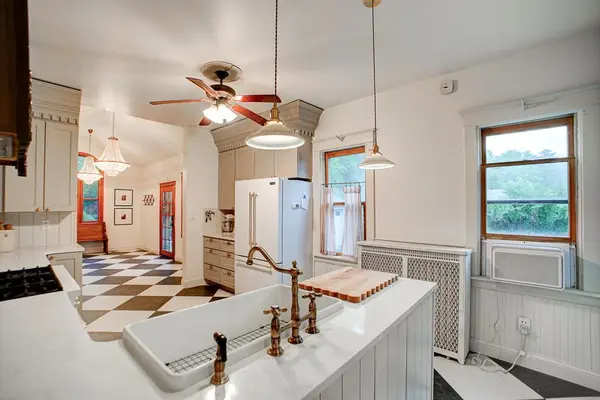 204 State ST E, Dresser, WI 54009