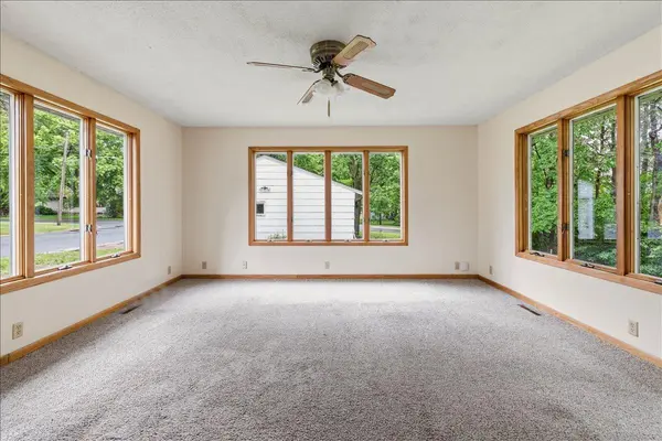 604 Angel AVE SW, Watertown, MN 55388