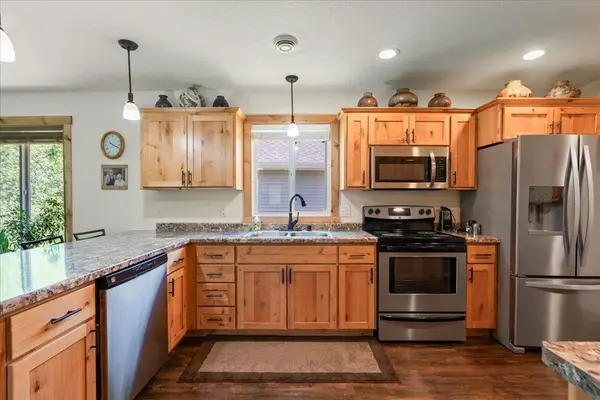 903 Woodland CT, Aitkin, MN 56431