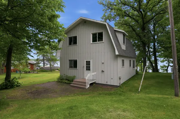 40117 Hunters RD, Ponsford, MN 56575