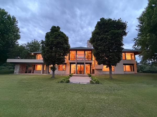 1064 Washburn AVE, Belgrade, MN 56312