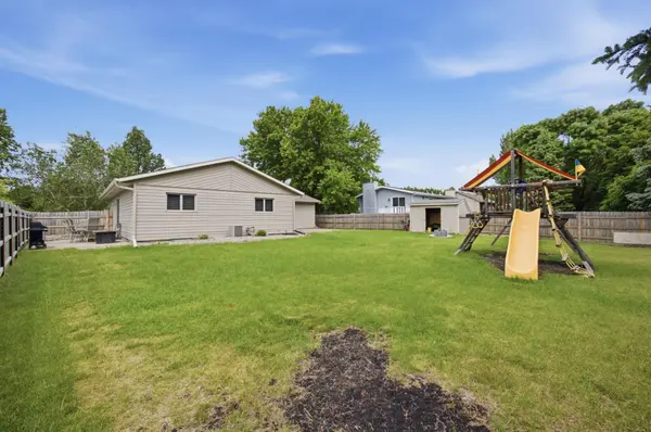 3950 15th ST S, Fargo, ND 58104