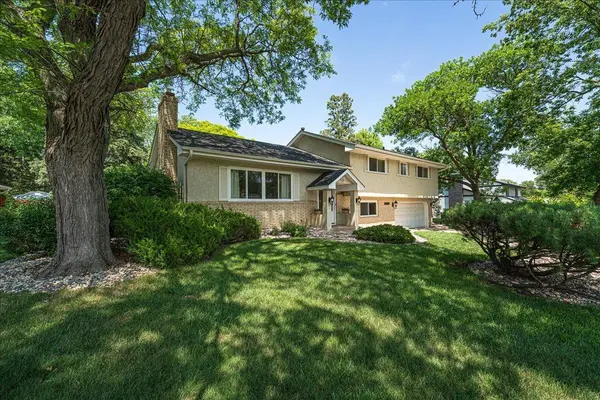 12904 2nd AVE S, Burnsville, MN 55337