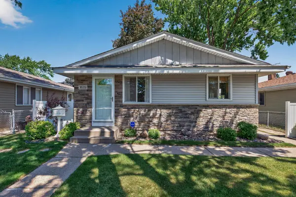 1619 Mclean AVE, Saint Paul, MN 55106