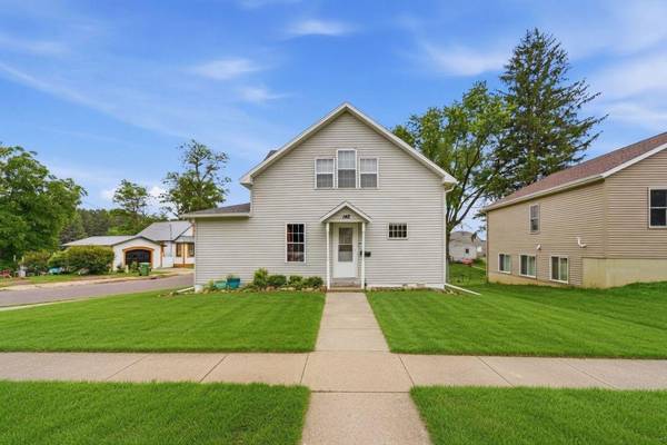 142 Maple ST E,  Amery,  WI 54001