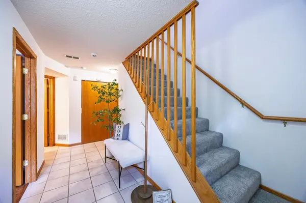 601 Annapolis ST E, Saint Paul, MN 55118