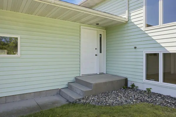 28249 Meadow DR, Detroit Lakes, MN 56501