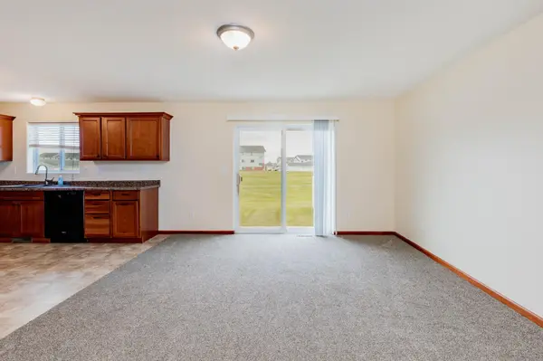 4276 Estate DR S, Fargo, ND 58104
